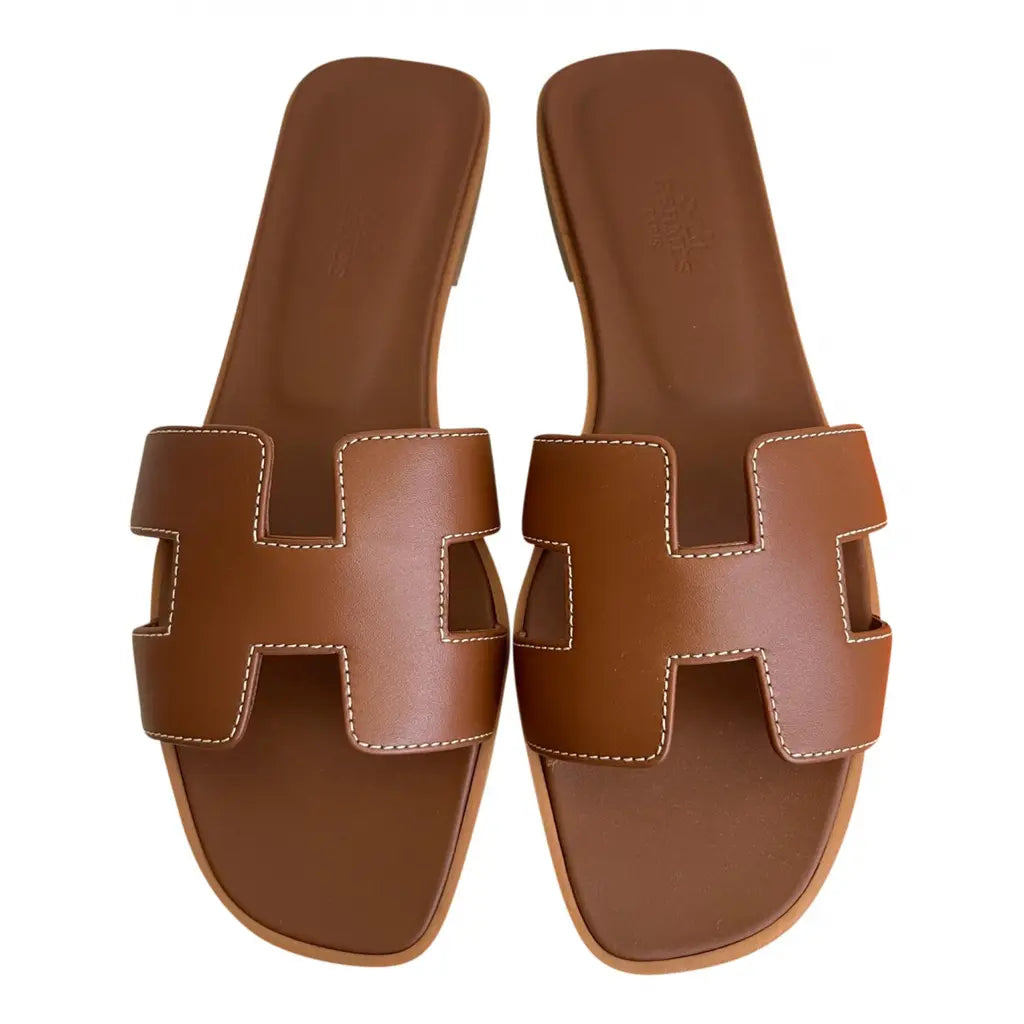 "H" ORN sandals